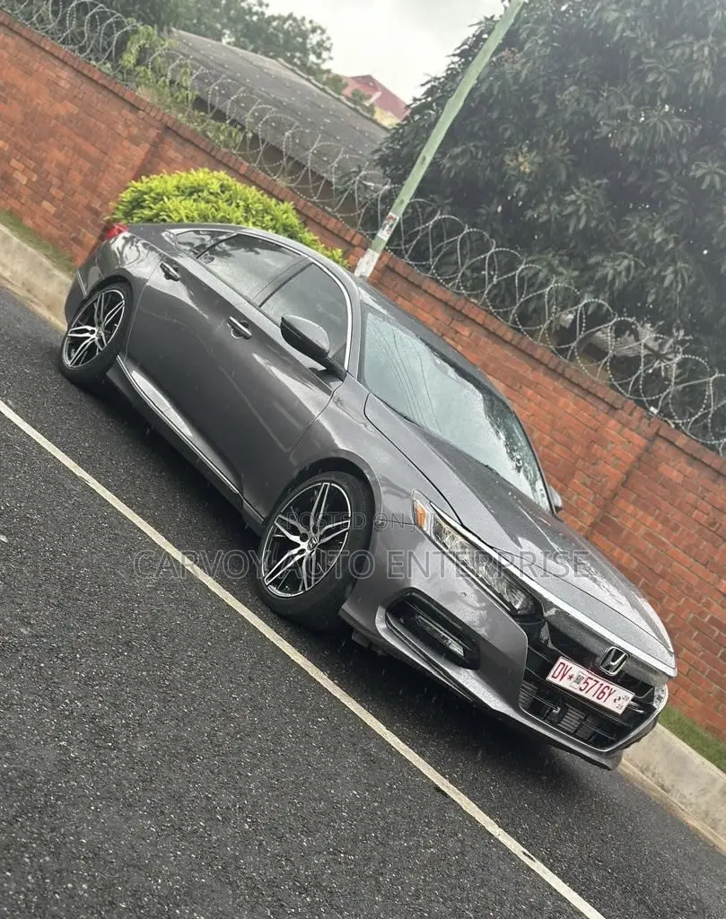Honda Accord Sport (2.0L 4cyl Turbo 10A) 2019 Gray