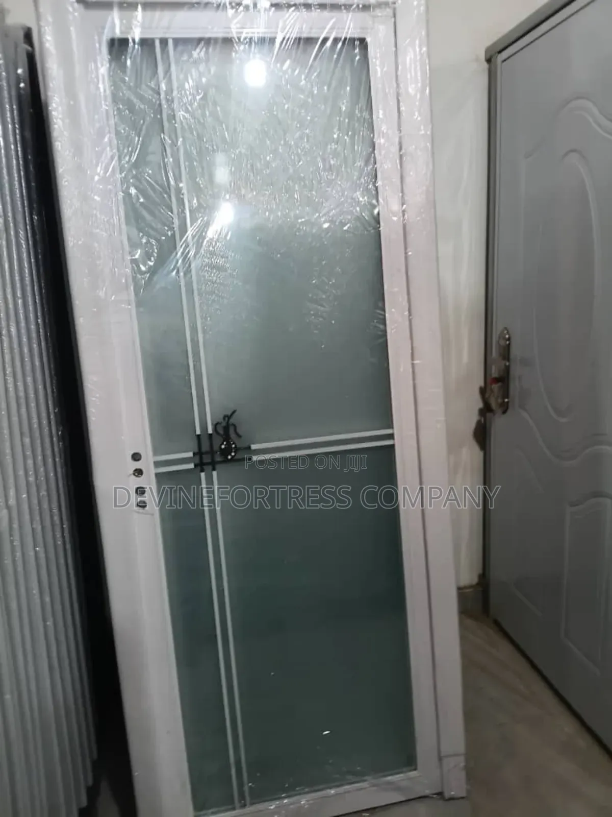 Quality Jiajia Tinted Glass Doors for Bathroom// White