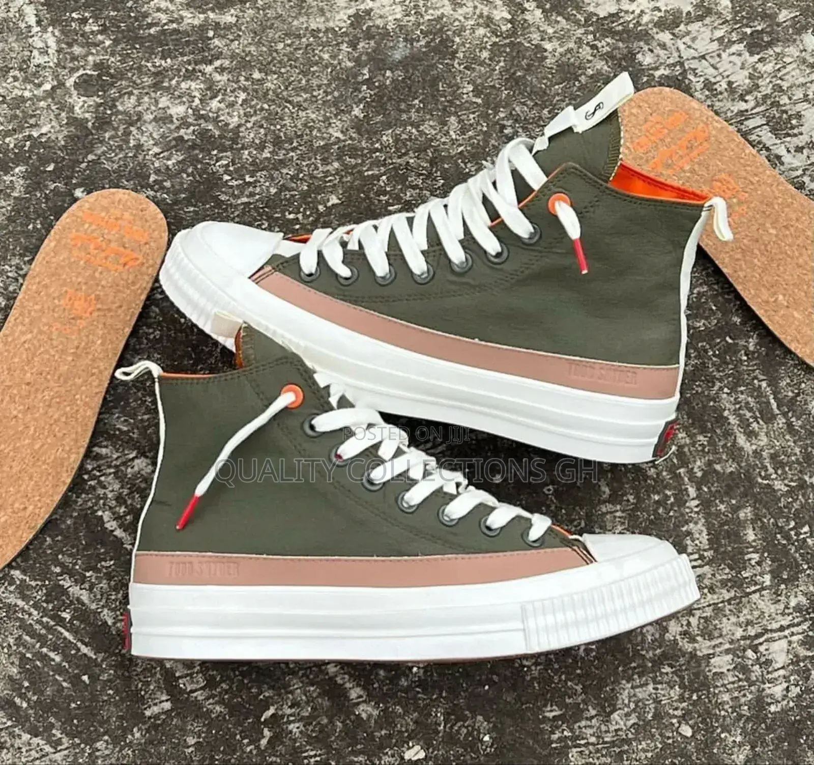 Converse Sneaker