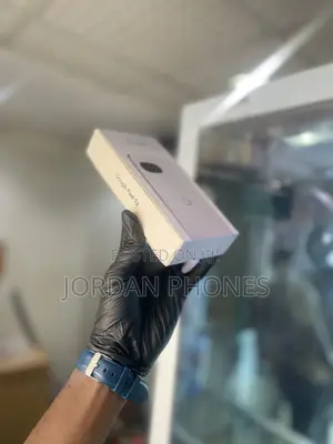 New Google Pixel 9a 128 GB White