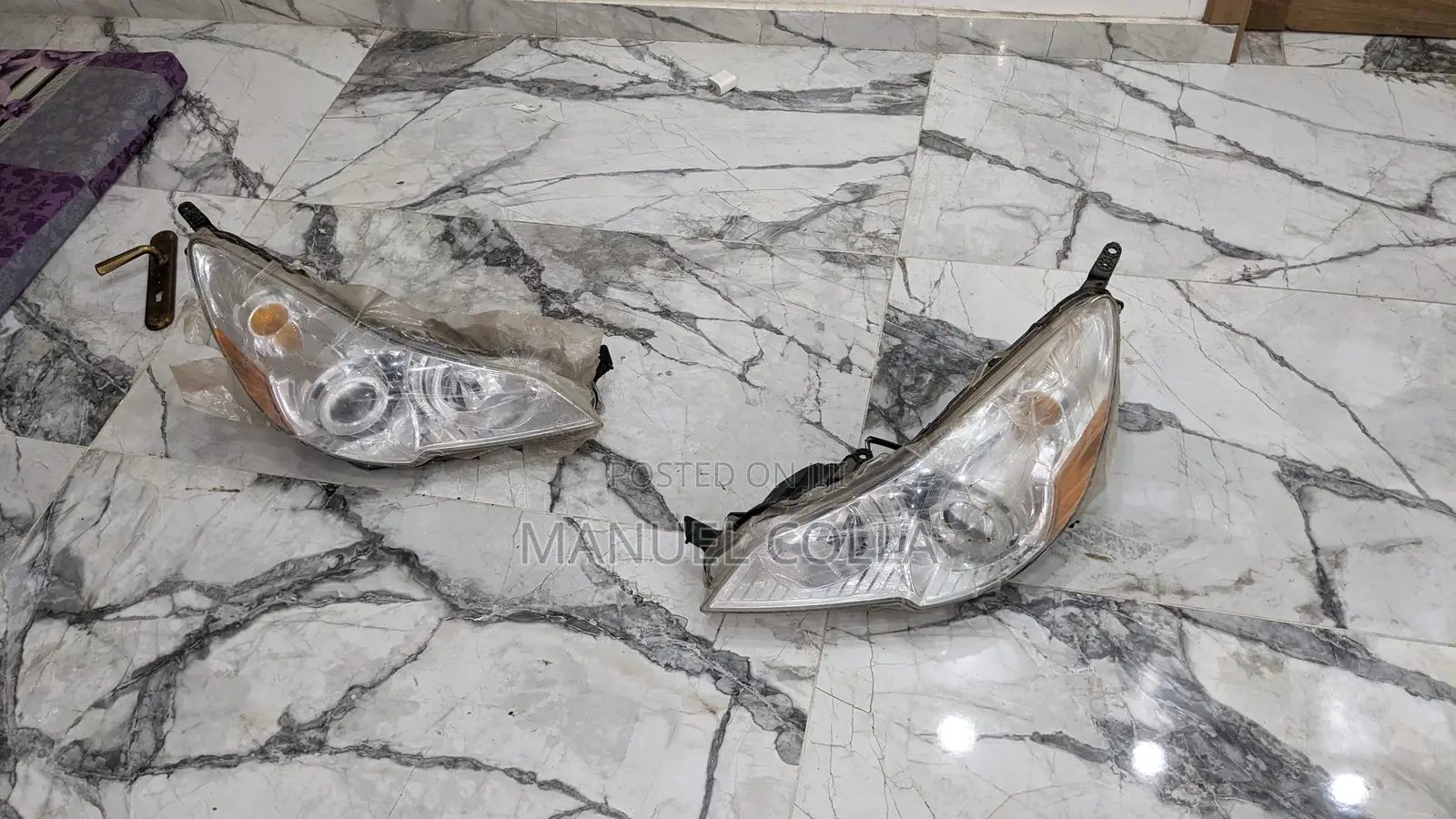 Subaru Legacy Headlights
