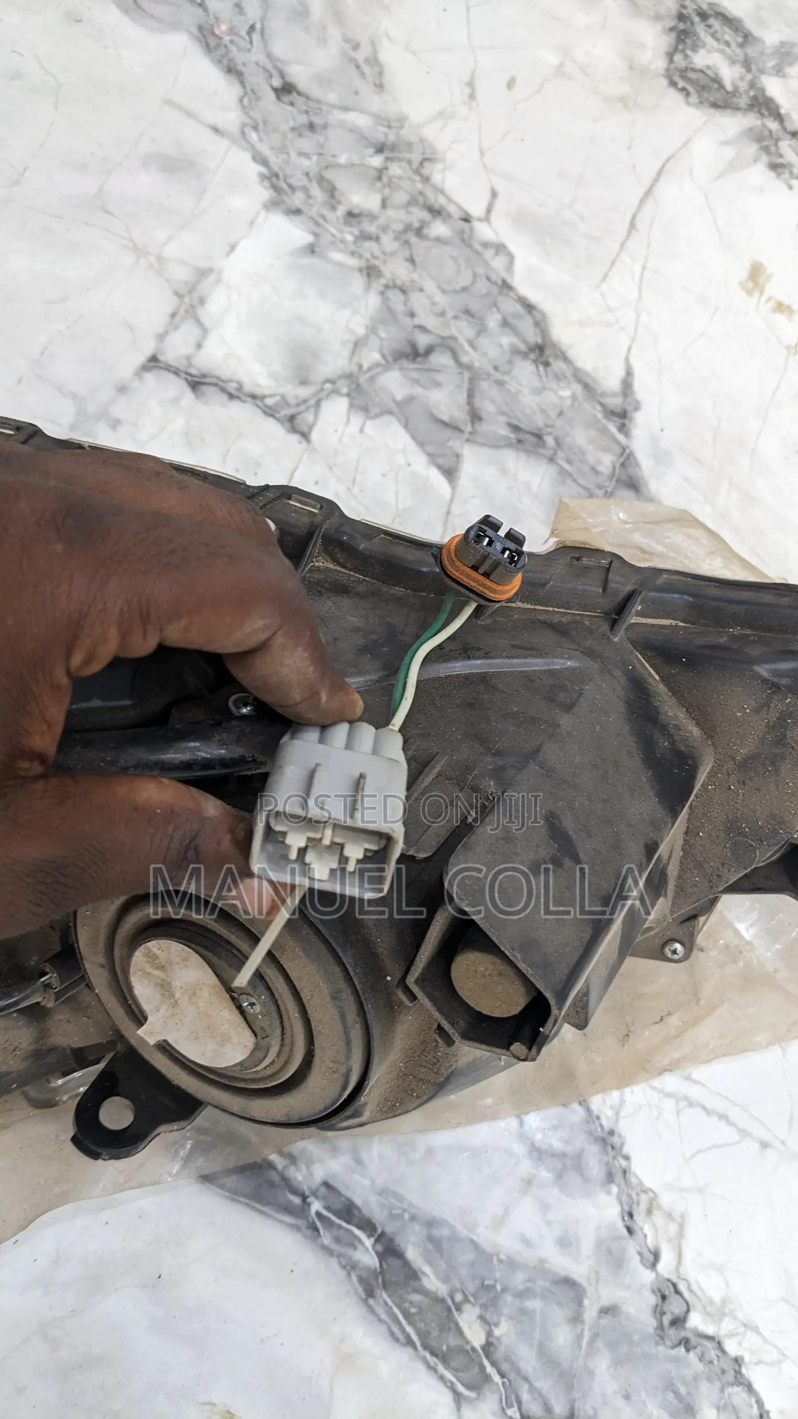 Subaru Legacy Headlights