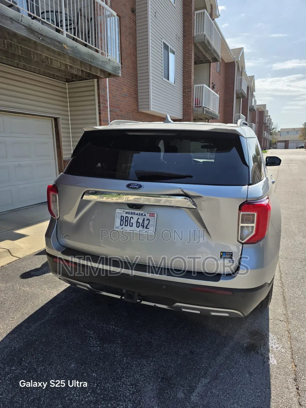 Ford Explorer XLT 2021 Silver