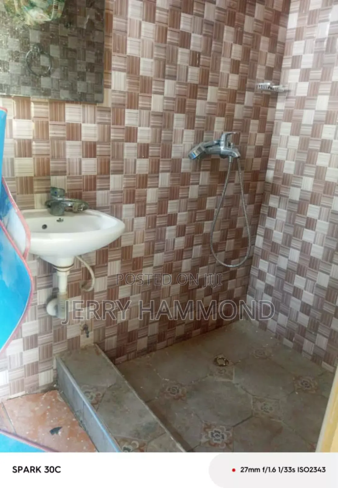 1bdrm Apartment in God Is Able Kalvery, Teshie for rent