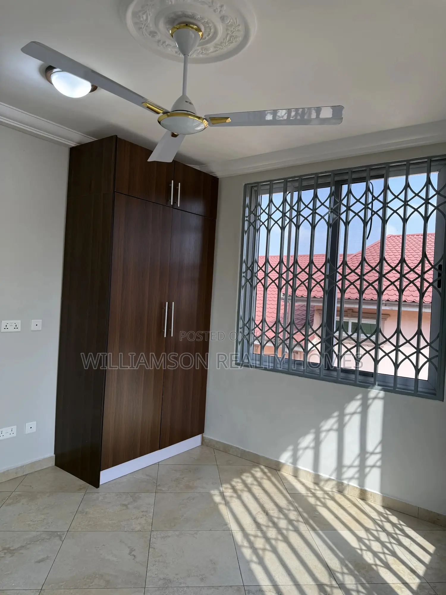 2bdrm Townhouse / Terrace in Community 18 Area, Spintex for rent