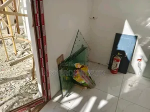 Best Glass Aluminum Work Professional