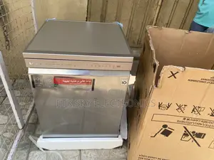 Lg 14 Place Settings Free Standing Dishwasher With 9 Programs