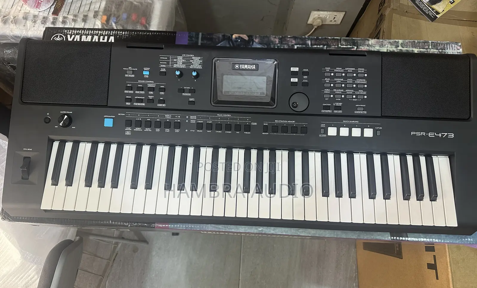 Yamaha PSR E473 Keyboard