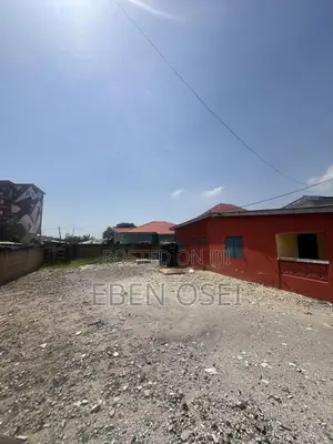 3bdrm Apartment in Dansoman for rent
