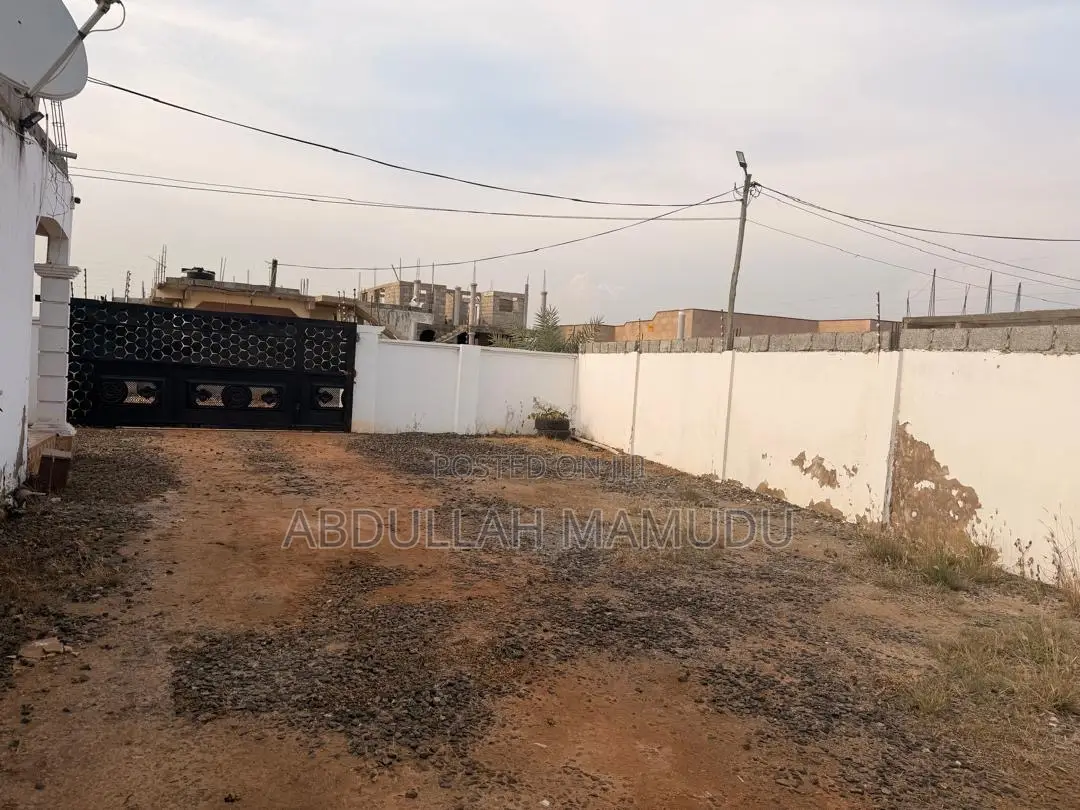 Furnished 2bdrm House in Bazomdunia Estates, Community 25 for sale