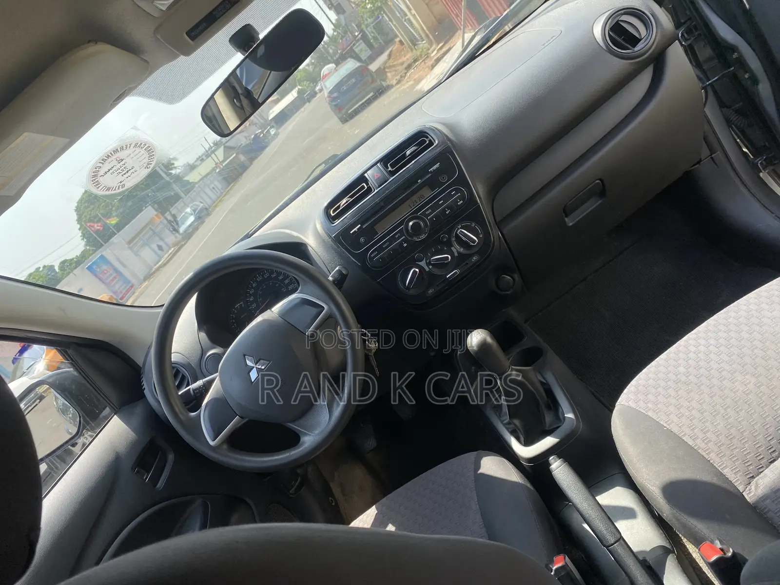 Mitsubishi Mirage SE 2017 Gray