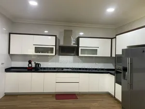 5bdrm House in Oyarifa Aburi, Adenta for sale