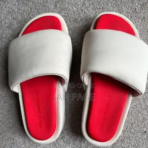 Y-3 Slippers