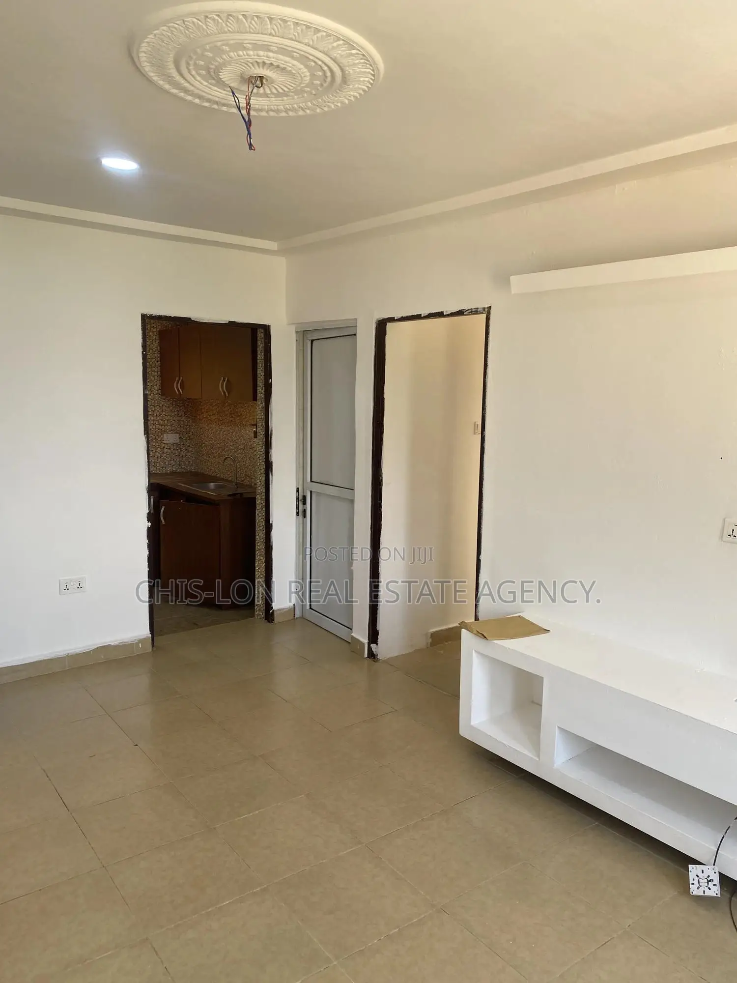 1bdrm Apartment in Kasoa Tuba Road, Toll Booth for rent