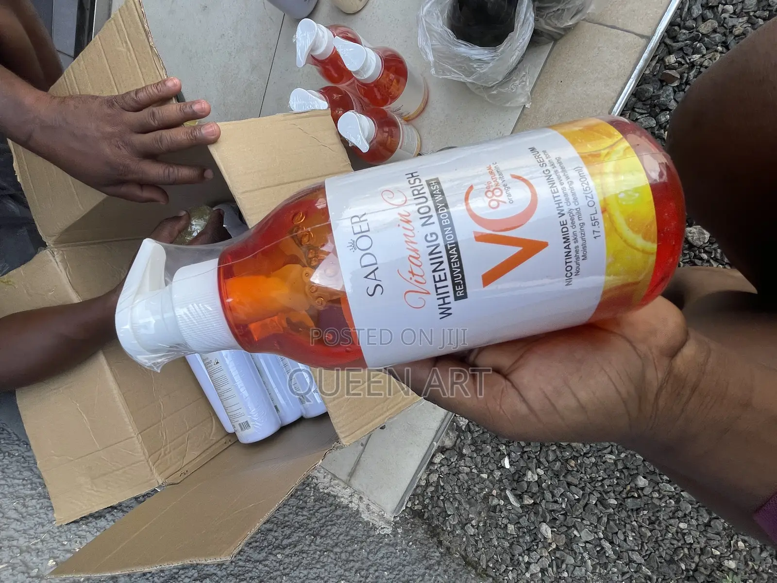 Vitamin C Whitening Nourish Rejuvenates Body Wash