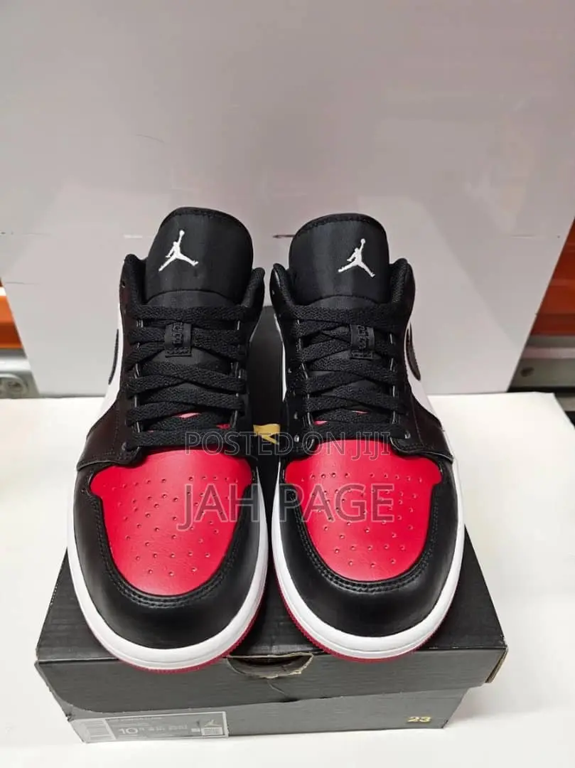 Jordan 1 Low Bred Toe Sneakers