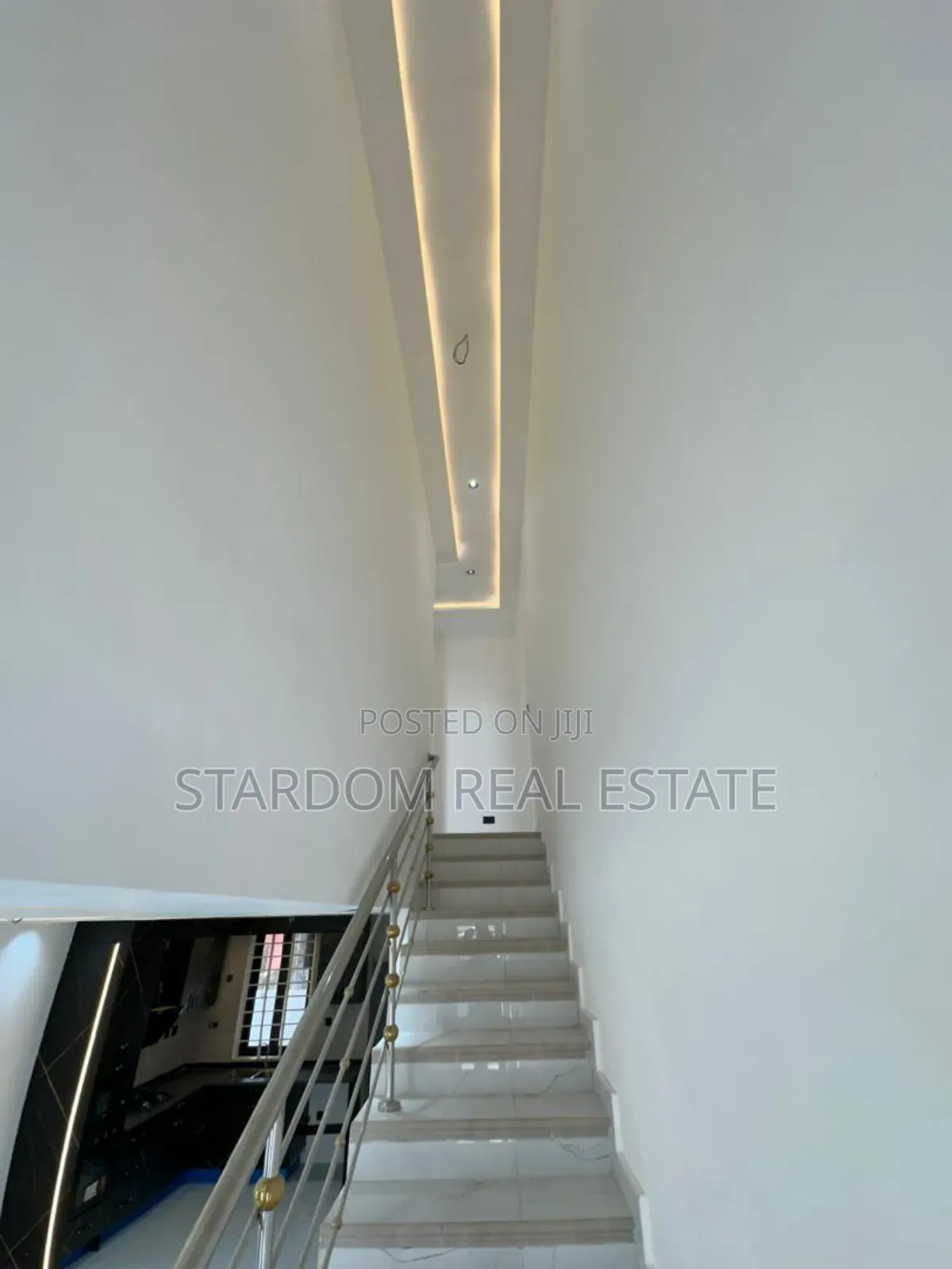 2bdrm Duplex in Ashaley Botwe for sale