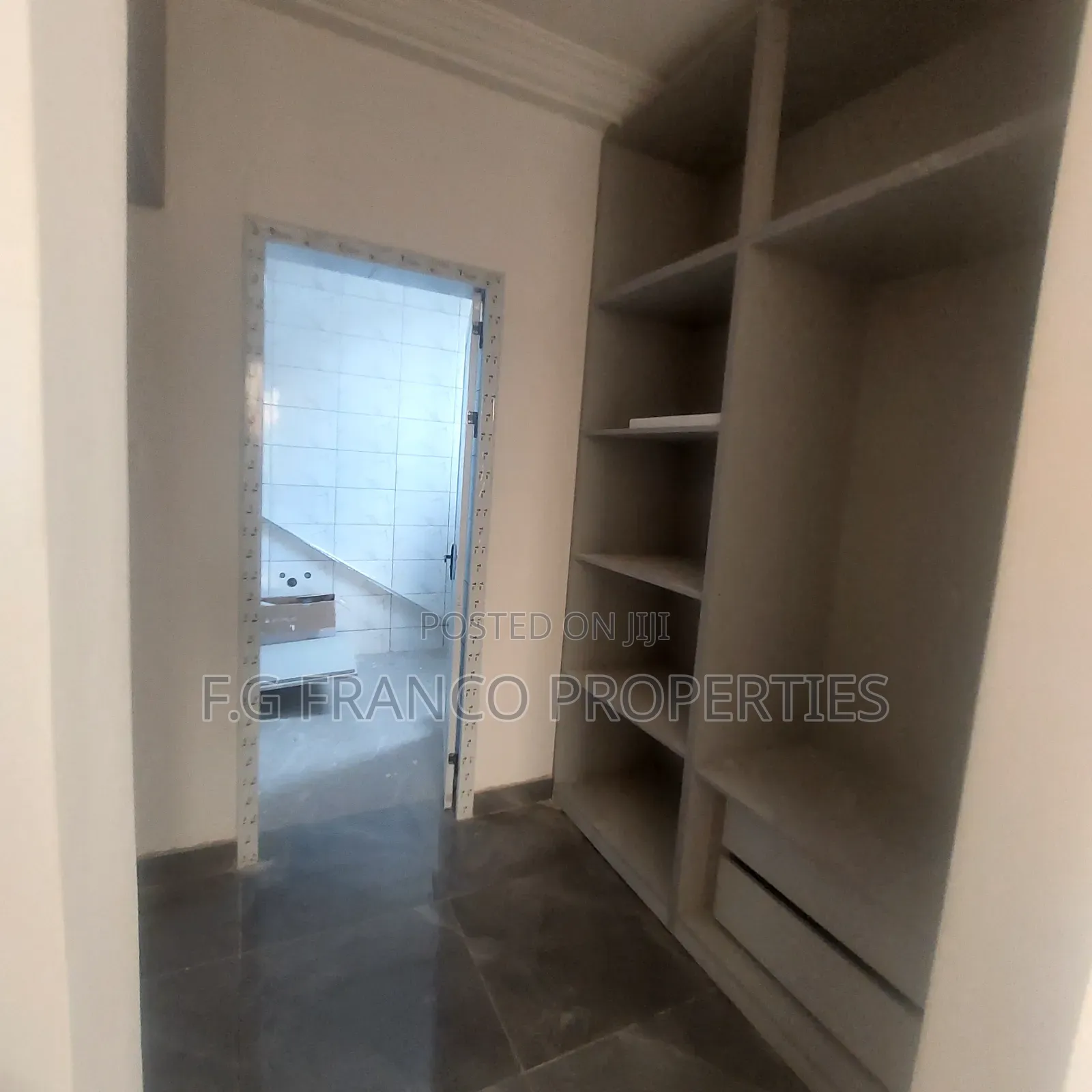 4bdrm House in Kg Franco Properties, Spintex for sale