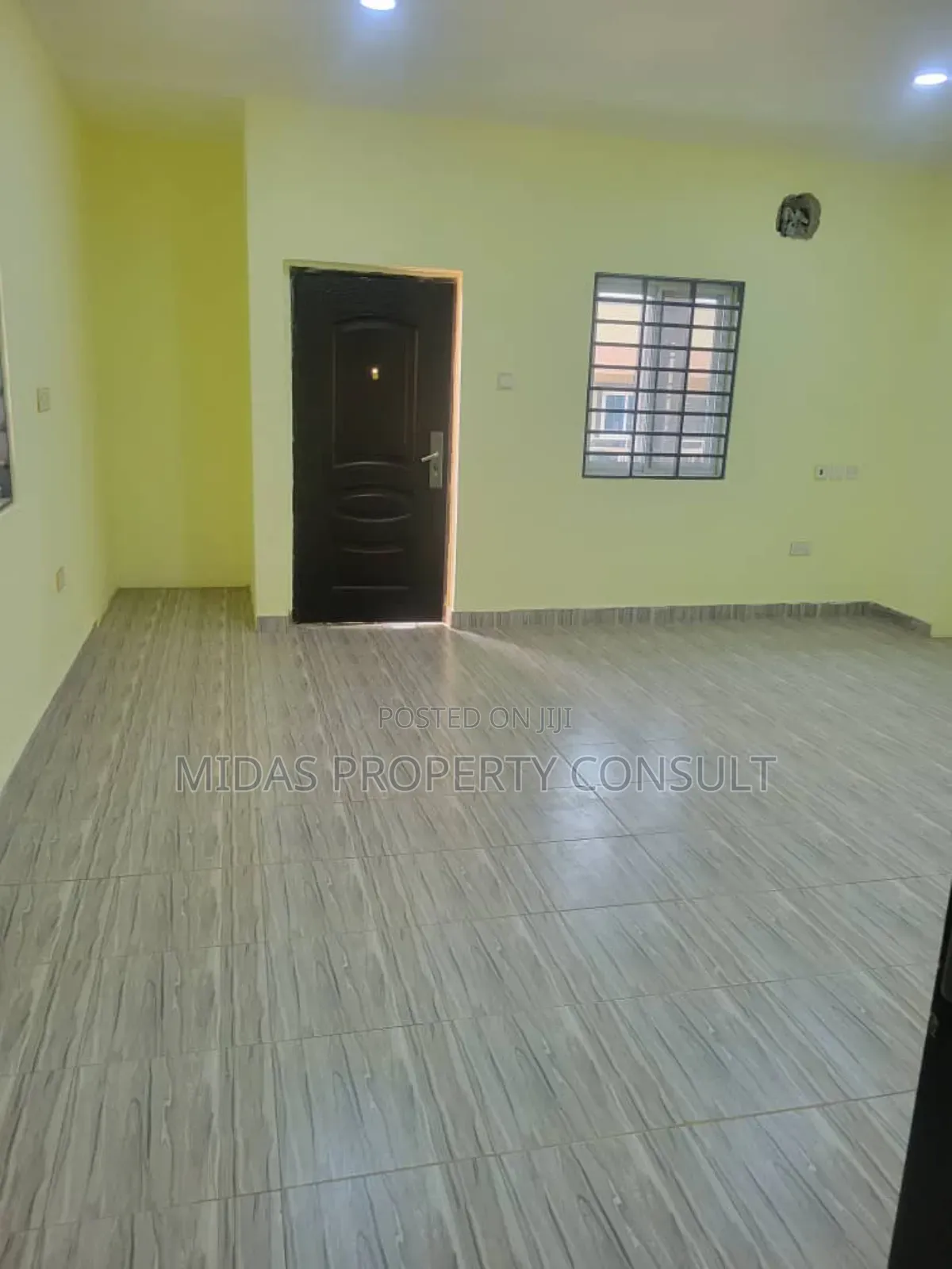 4bdrm House in Okpoigonno, Teshie for sale