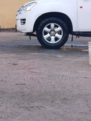 Isuzu D-MAX 2014 White