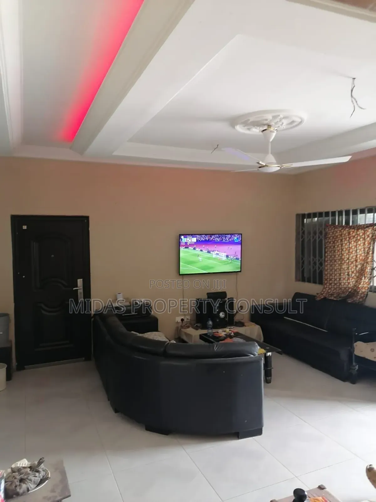 5bdrm House in Kutunse, Amasaman for sale