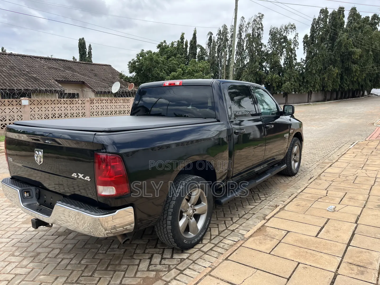 Dodge RAM 1500 5.7 Petrol AWD 2021 Black