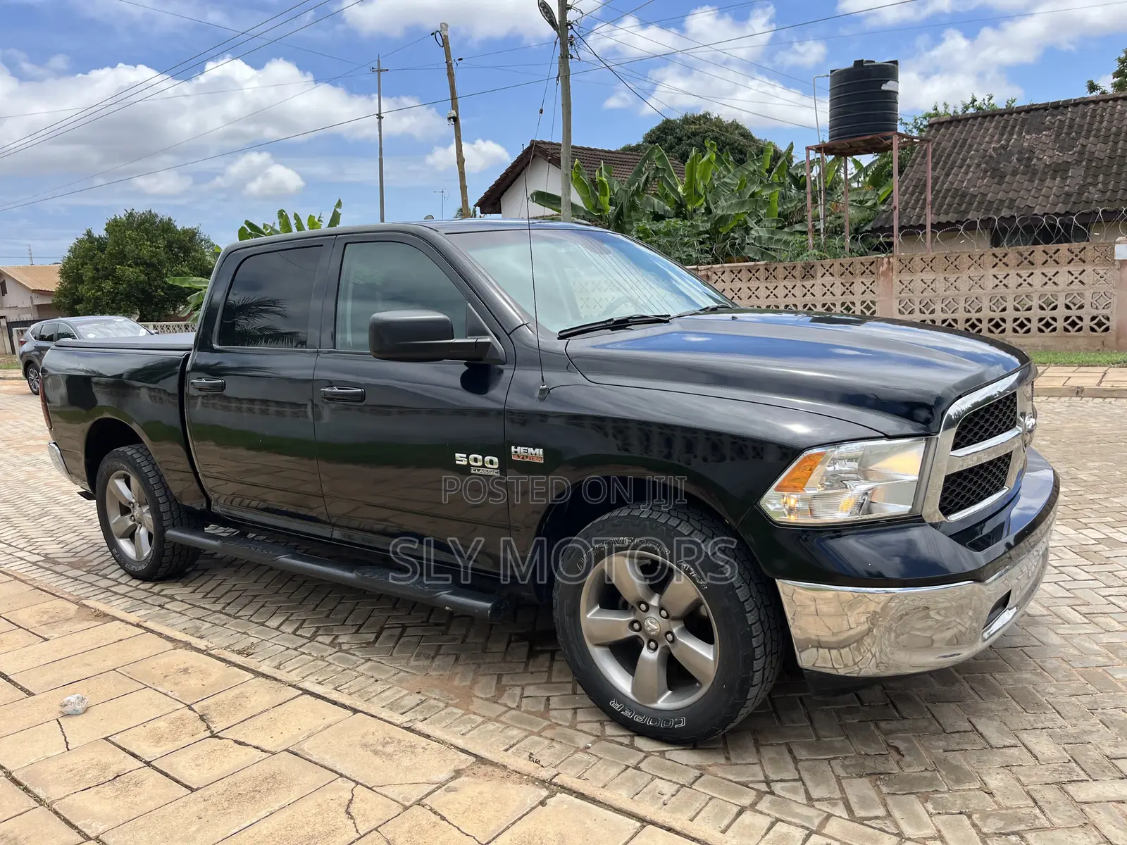 Dodge RAM 1500 5.7 Petrol AWD 2021 Black