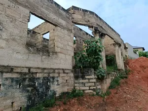5bdrm House in Kumasi Metropolitan for sale