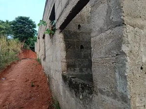 5bdrm House in Kumasi Metropolitan for sale
