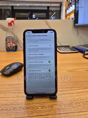 Apple iPhone XR 64 GB Red