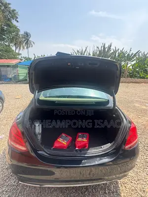 Mercedes-Benz C300 Base 4Matic Sedan AWD (2.0L 4cyl 7A) 2016 Black