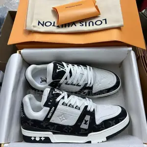 Louis Vuitton Sneaker