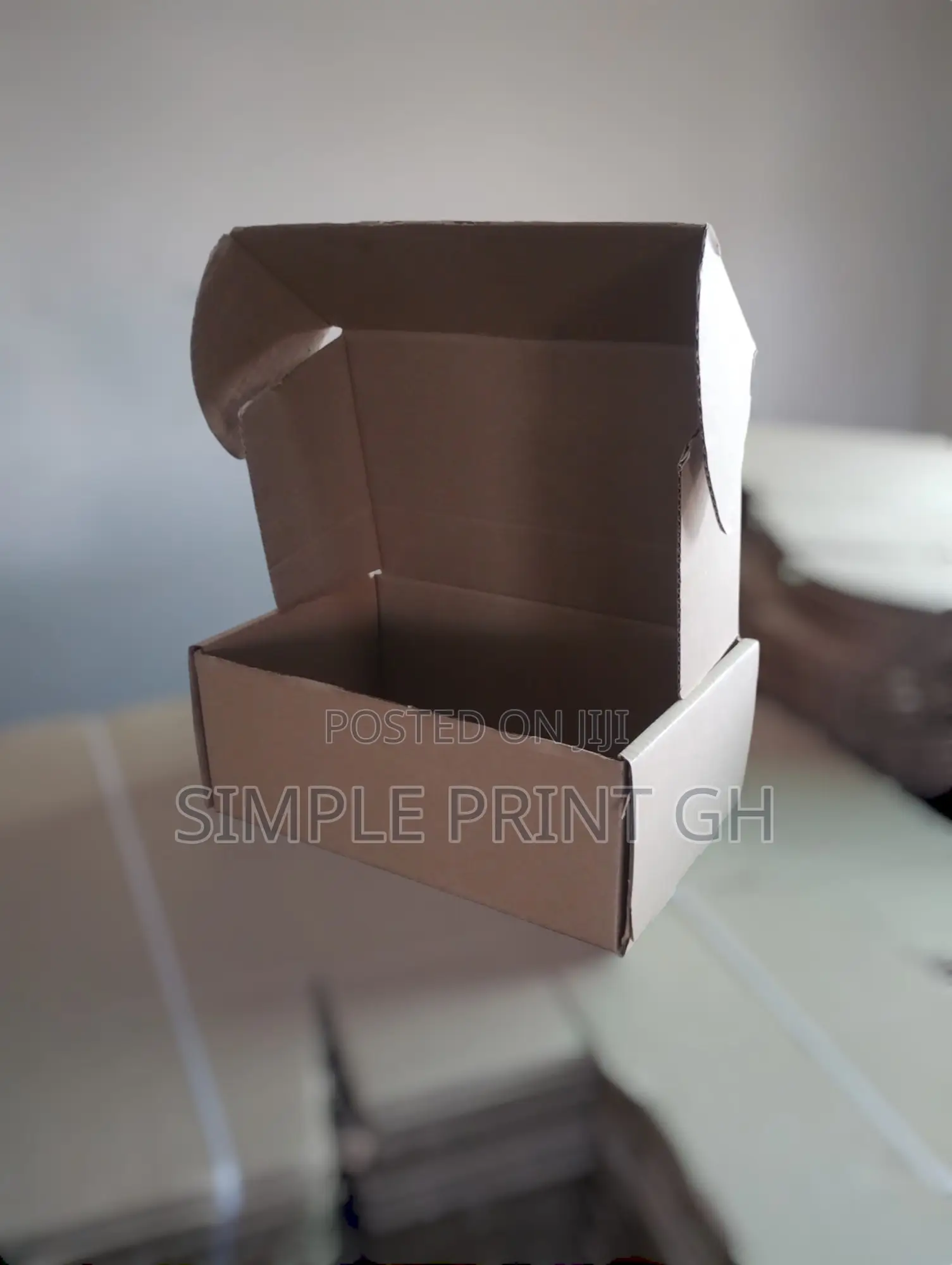 13x8x5 Self-Locking Corrugated Boxes