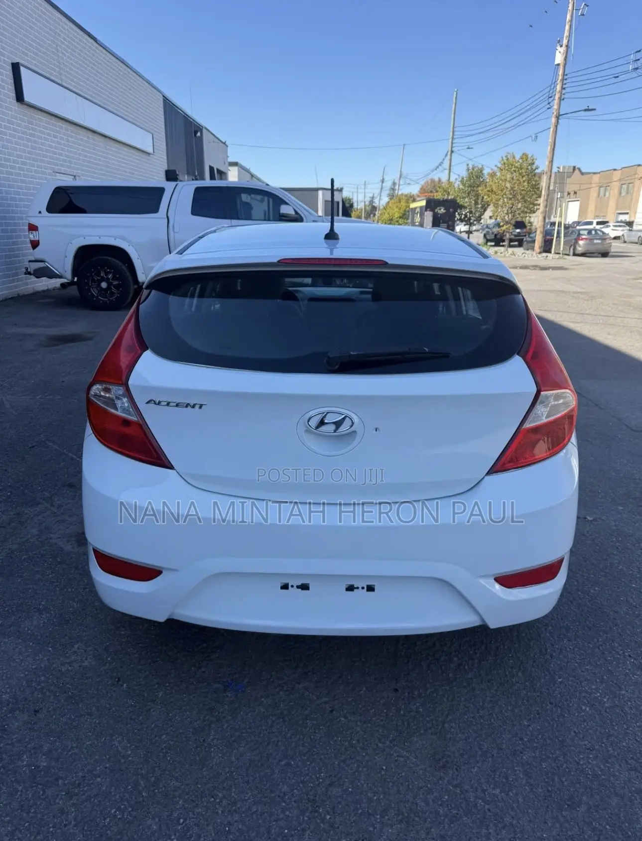 Hyundai Accent SE Hatchback 2017 White