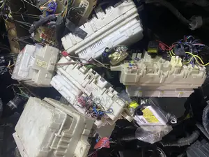 Mitsubishi Mirage Fusebox