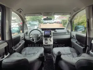 Toyota Voxy 2012 Grey