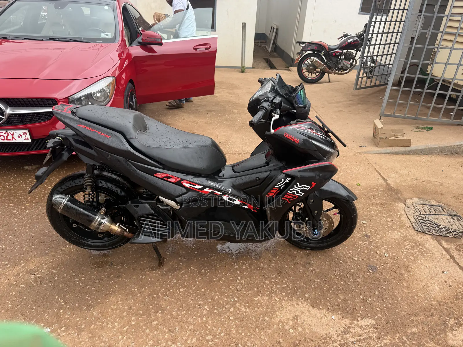 Yamaha 2022 Black