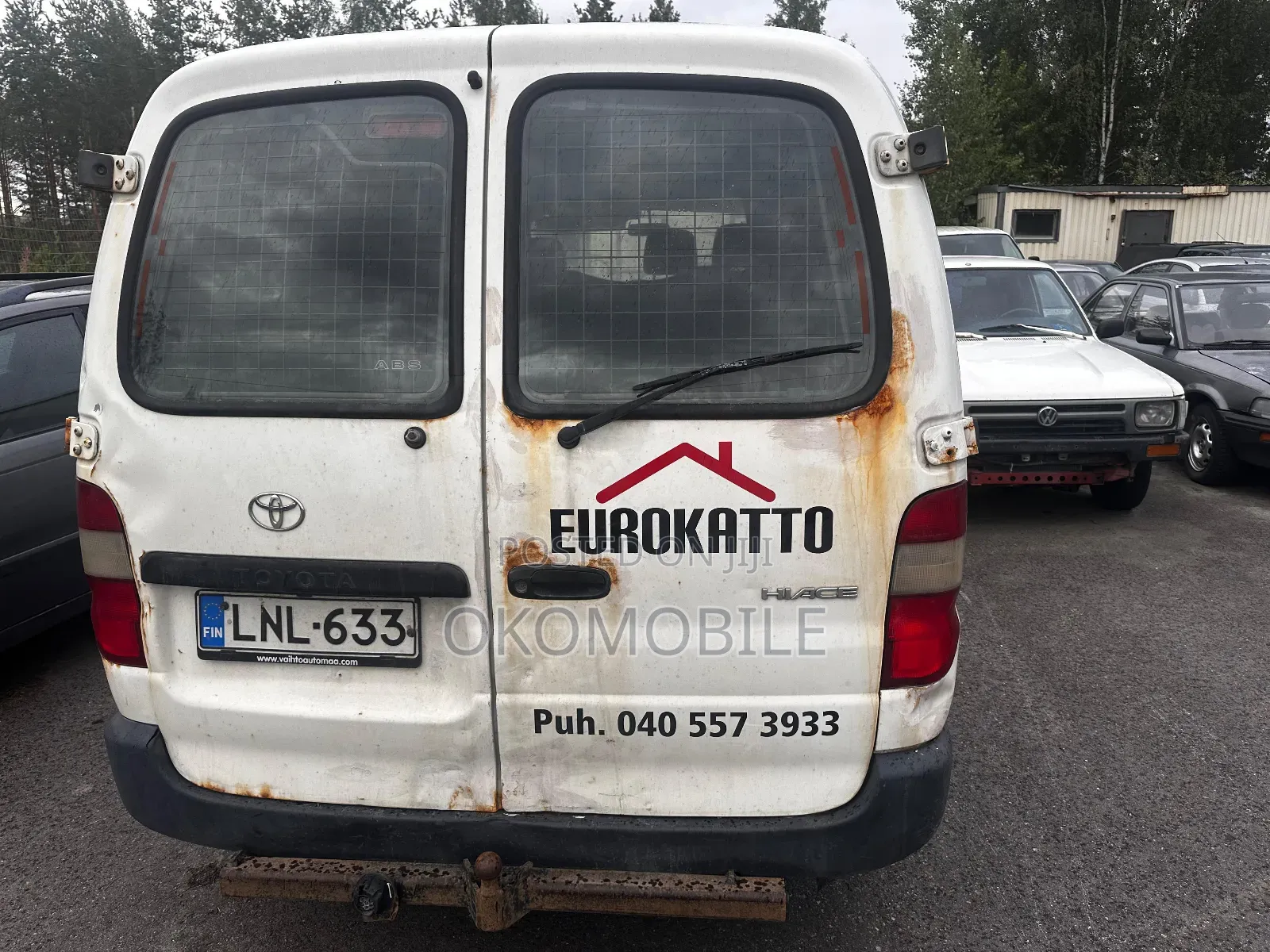Toyota HiAce 2011 White