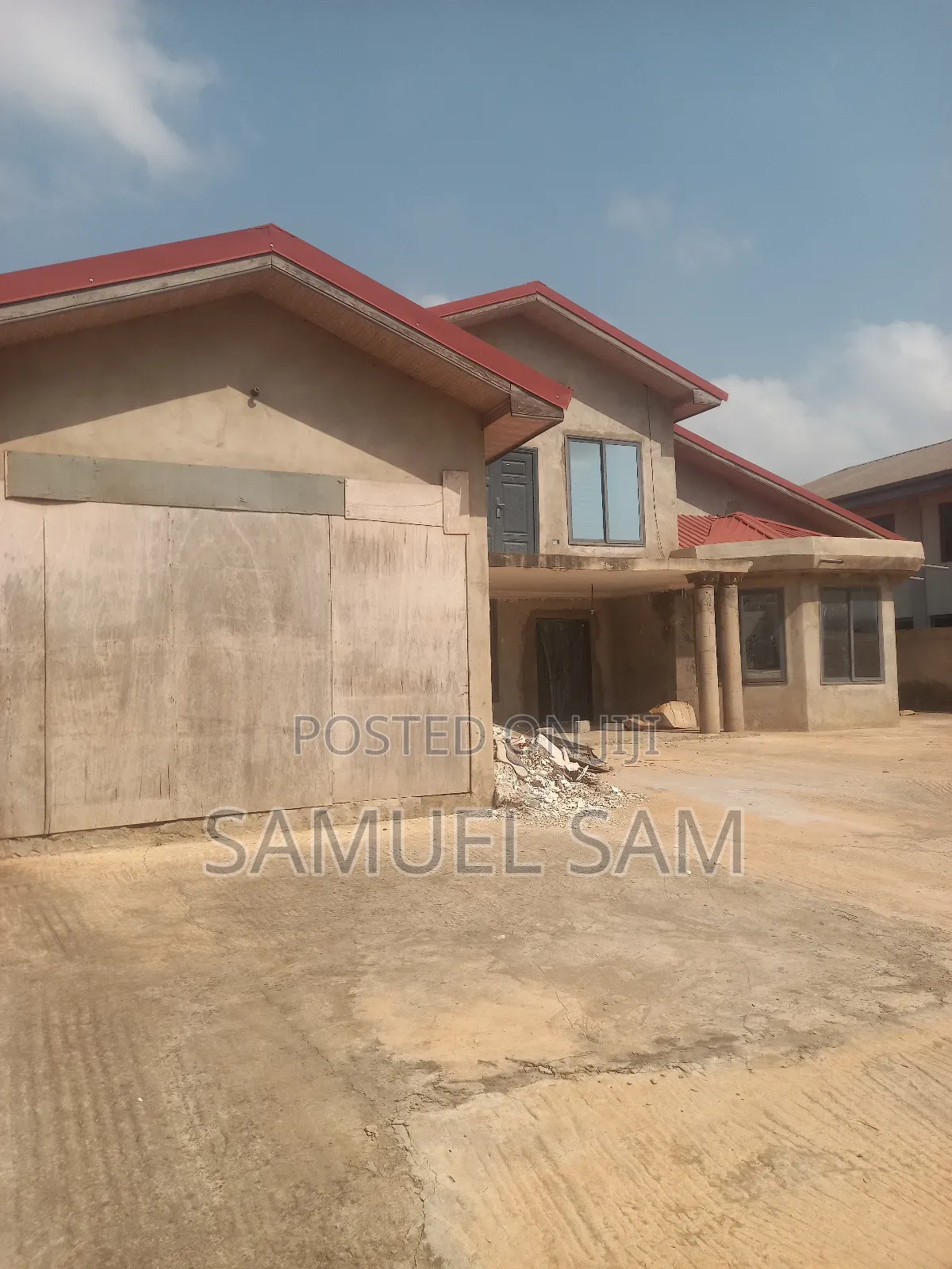 5bdrm House in Tema Golf City for sale