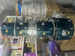 Tovaste Drum Set
