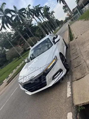 Honda Accord Sport (2.0L 4cyl Turbo 10A) 2019 White