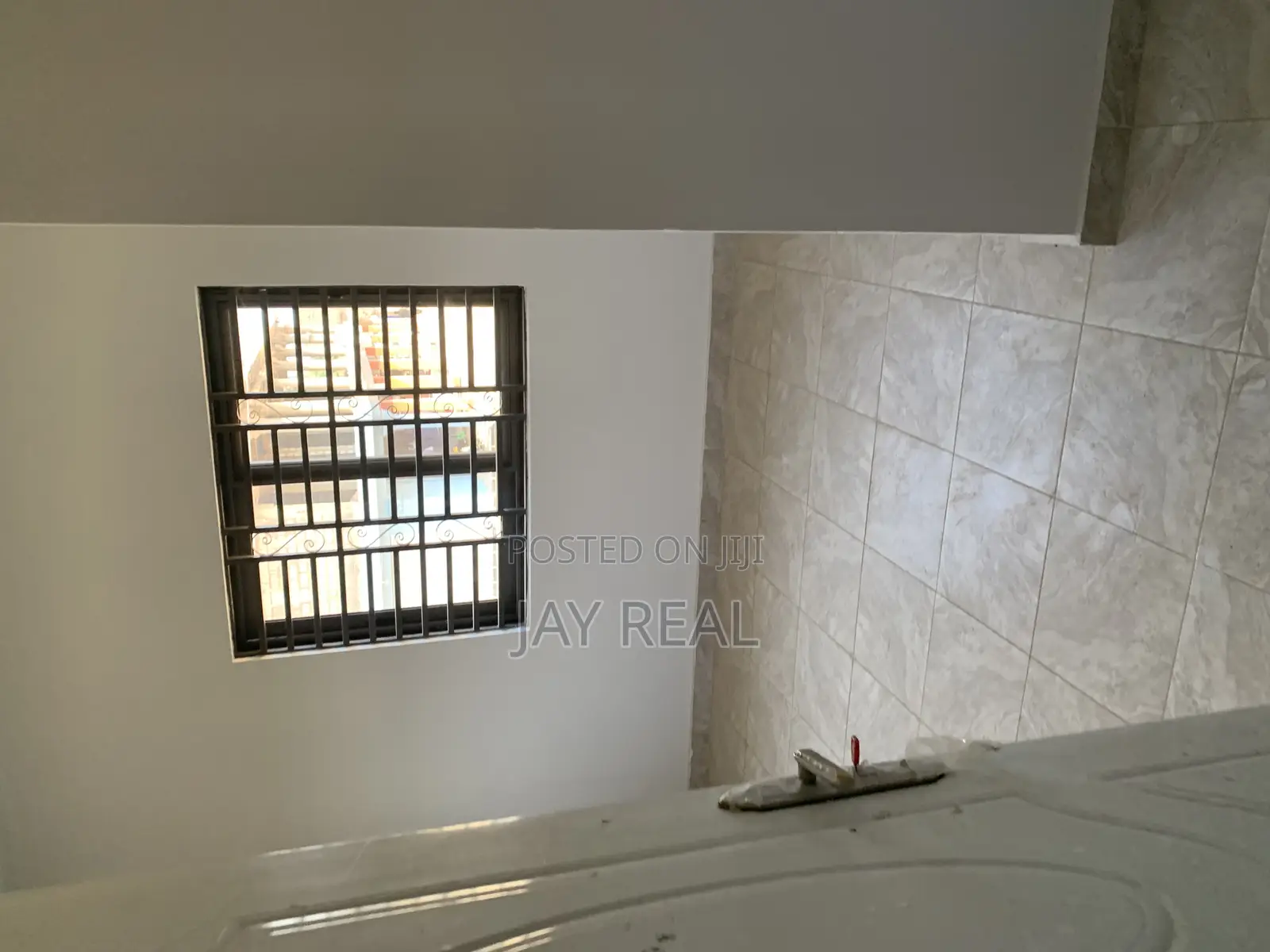 3bdrm Apartment in Jay Real Estate, Awutu Senya East Municipal for rent