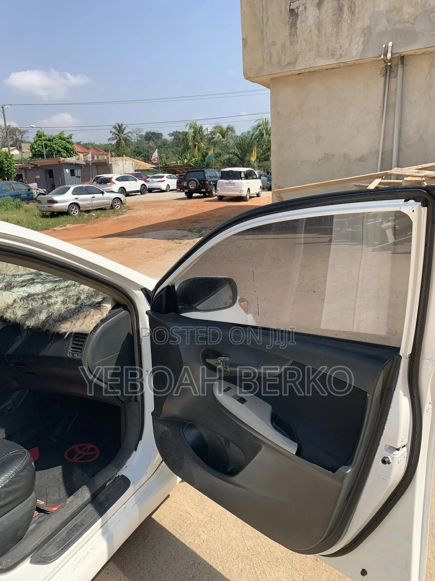 Toyota Corolla 2010 White