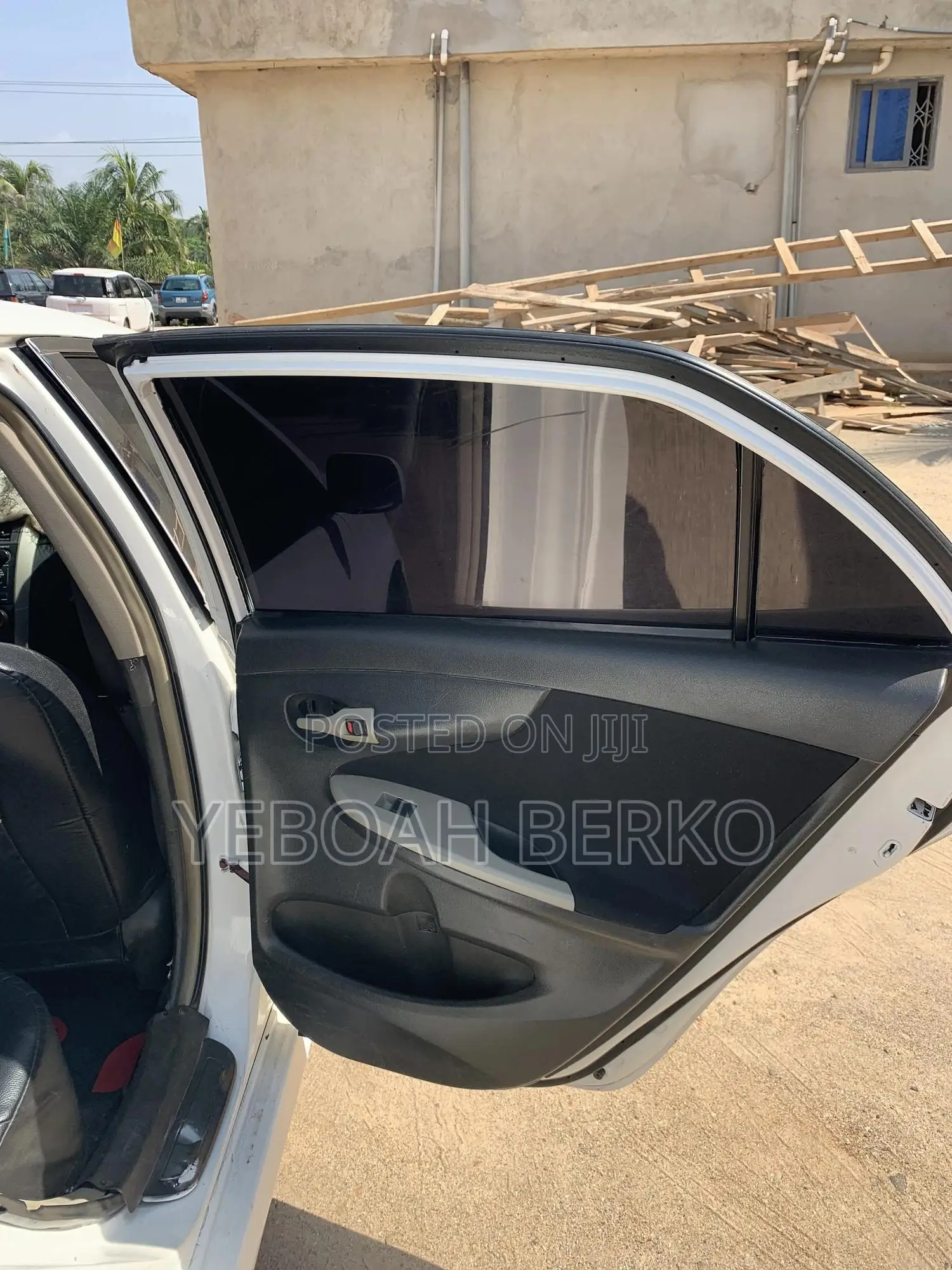 Toyota Corolla 2010 White