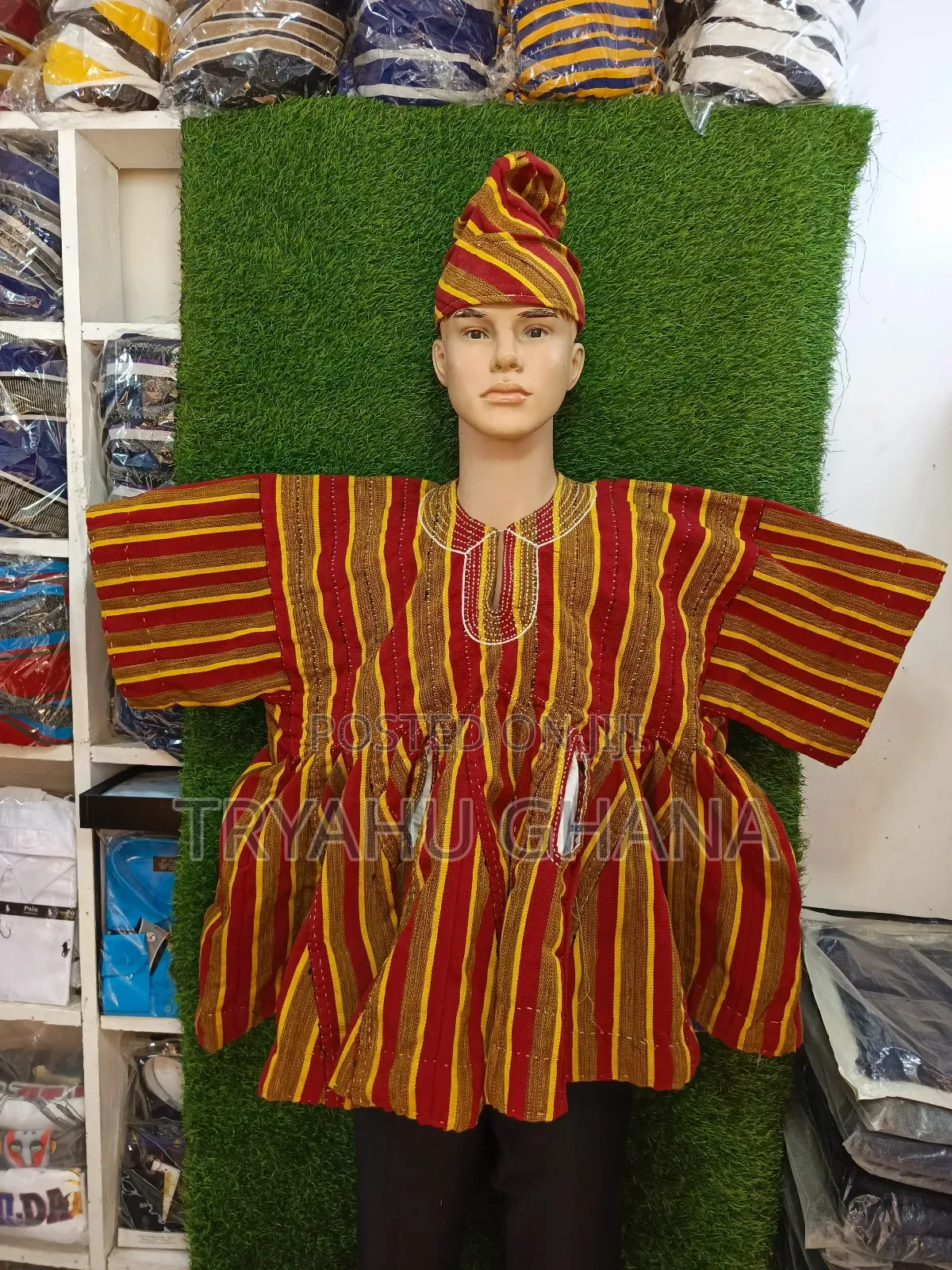 Handwoven Batakari Smocks – Symbol Of Ghanaian Heritage