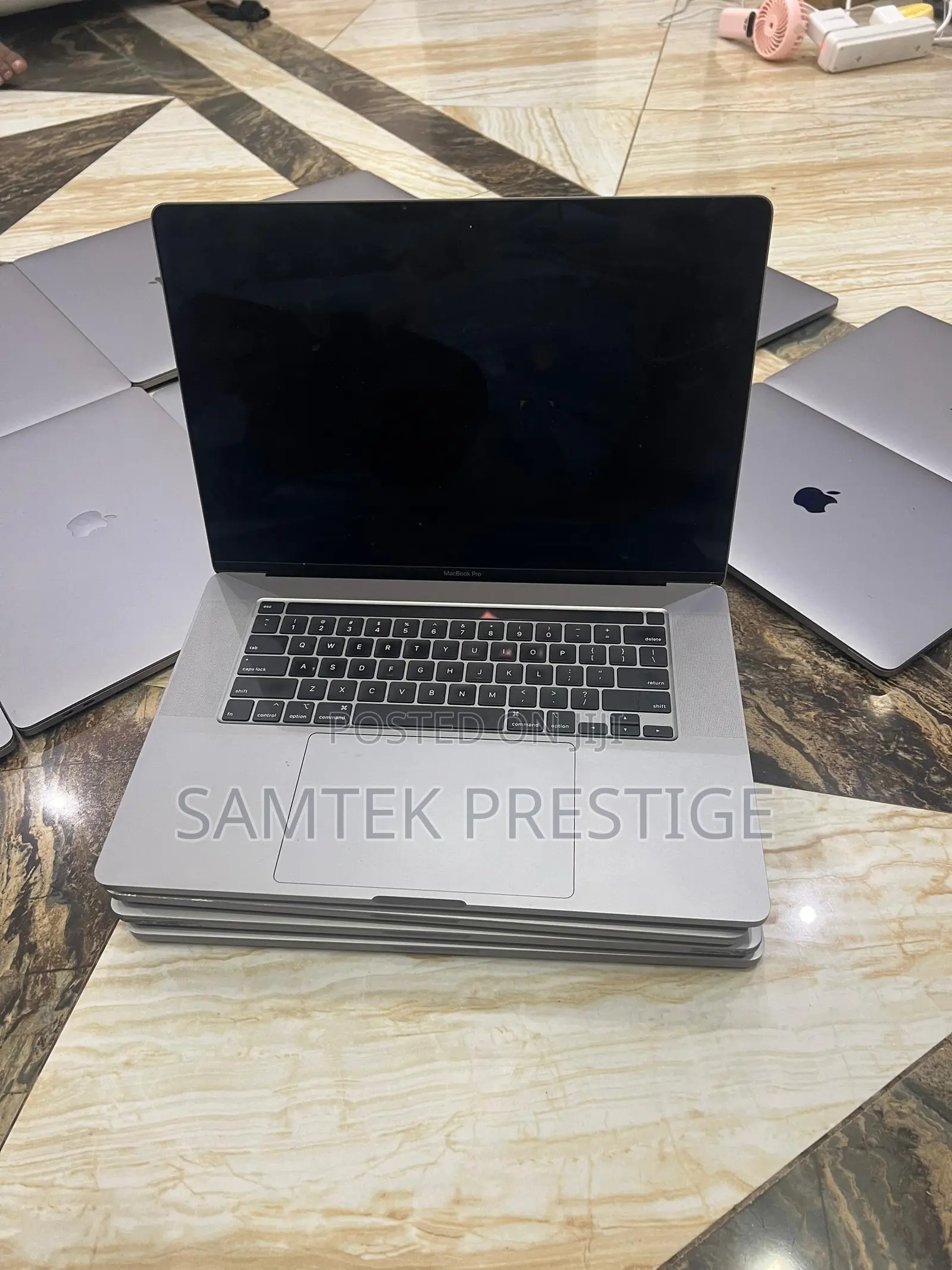 Laptop Apple MacBook Pro 2019 16GB Intel Core i7 SSD 512GB