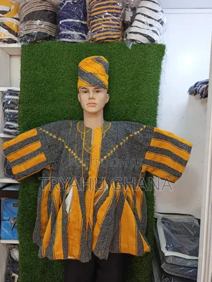Premium Batakari Smocks – Authentic Handcrafted Design
