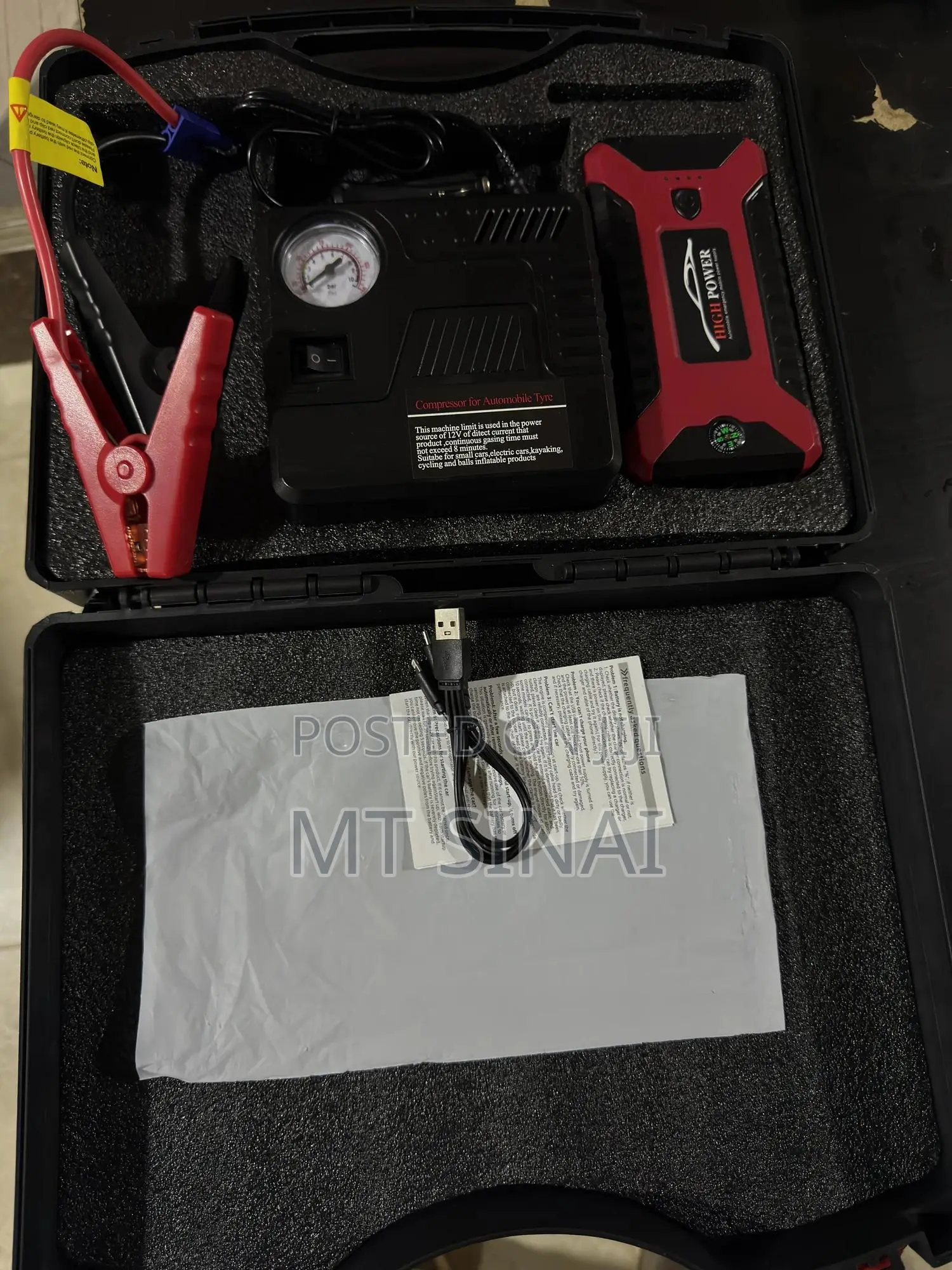 Car Jump Starter With An Extra Car Tyre Pump