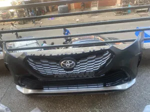 Toyota Highlander Sports 2020 Front Bumper Complete