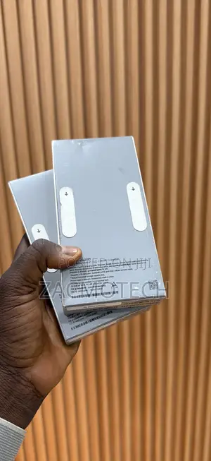 New Google Pixel 10 128 GB Gray